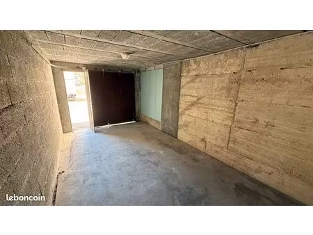garage fermé 20m2 villard-de-lans