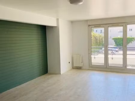 appt t3 avec balcon et parking - secteur vauban/wazemmes