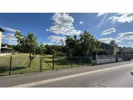 terrain constructible à vendre