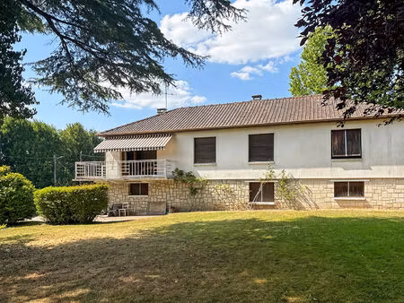 vente maison 5 pièces  110.00m²  le mesnil