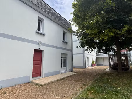 montreuil-juigné - t3 en duplex