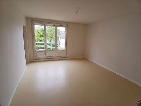 appartement 3 chambres dans quartier calme au mans