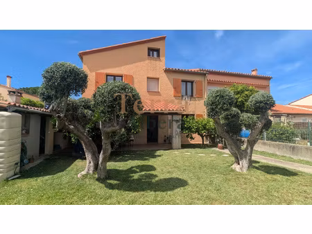 grande maison avec appartement indépendant
