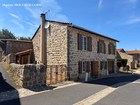 tiranges 43530 belle maison de village 102m² 3 chambres  cour et garage 96 000