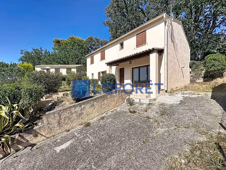 maison d'exception à vendre à draguignan - 6 pièces  4 chambres  calme et vue dominante