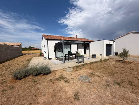 les magnils reigniers (85400) - beugne l'abbe - villa plain pied 2020 grand confort 3 cham