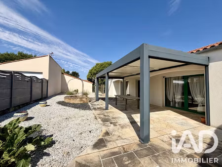 vente maison 7 pièces 181 m² montaigu-vendée (85600)