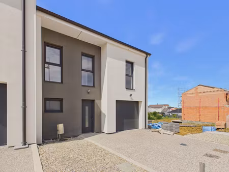 magnifique maison neuve 110 m2- 3 ch/garage/ste marie-aux-ch