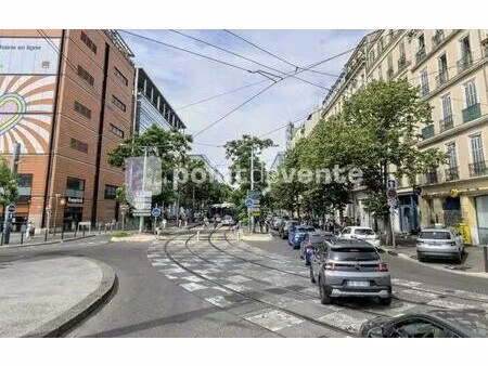 local commercial à vendre