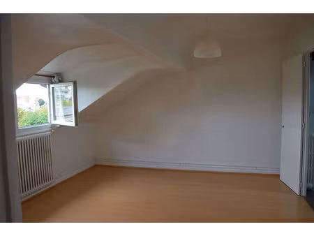 reims 136 boulevard saint marceaux