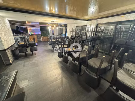 à louer - restaurant équipé - bail précaire en sous-location