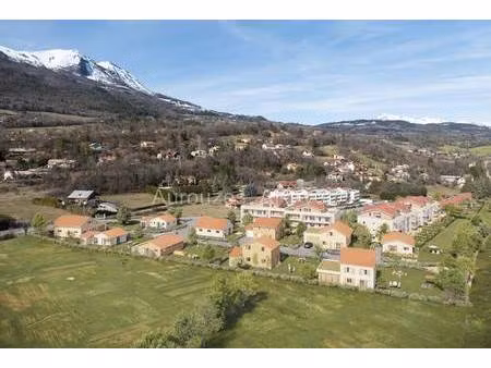 terrain à vendre