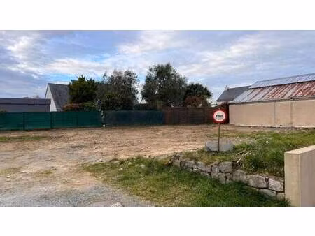 terrain constructible viabilisé à vendre