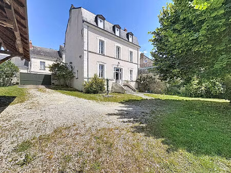 maison 7 pièces - jardin - dépendance - 5 chambres