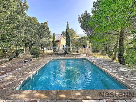 maison familiale avec piscine au pied de la sainte-victoire puyloubier