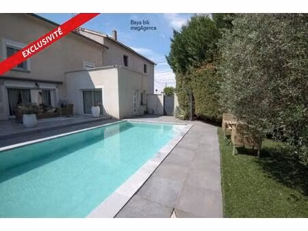 tènement immobilier de 2 maisons avec piscine  garage et terrain – 364 000 € fai
