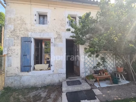 charmante maison de village en pierre à personnaliser