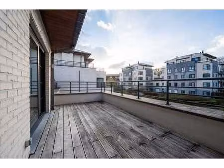 etangs mellaert  penthouse 2 ch/1sdb ± 99 m² + terrasse