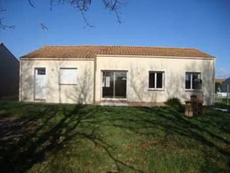 location maison à saint-christophe-du-ligneron (85670) : à louer / 90m² saint-christophe-d