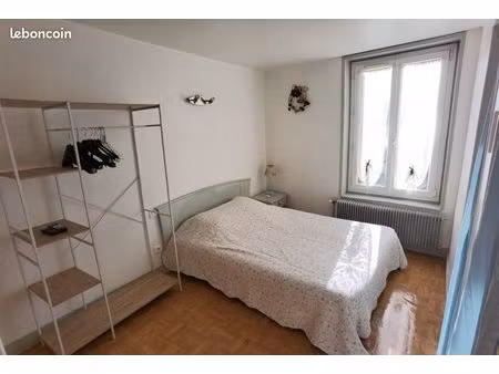 studio meublé