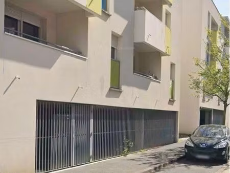 place de parking - lormont