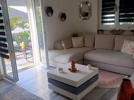appartement f3 dans maison individuelle avec terrasse et jardin