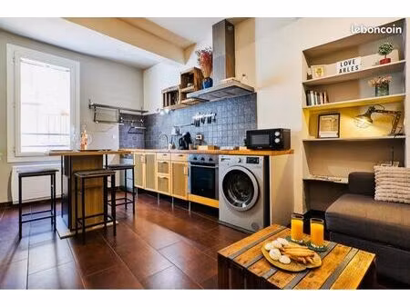 superbe duplex rénové • centre historique • au calme • climatisation