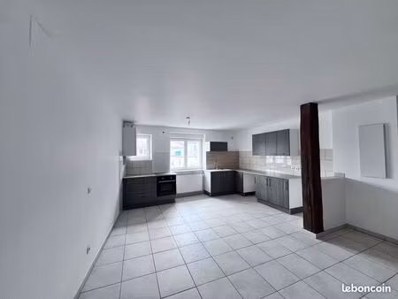 a loue appartement libre de suite sur hussigny