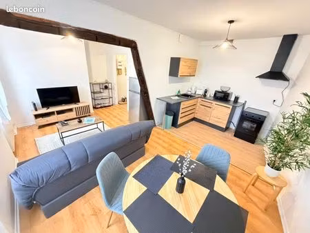 location appartement meublé - laon ville haute