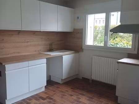 location à l'année t3/t4