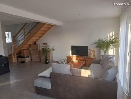 pavillon 5 pièces 102 m²