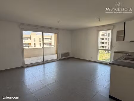 appartement 3 pièces 64 m²