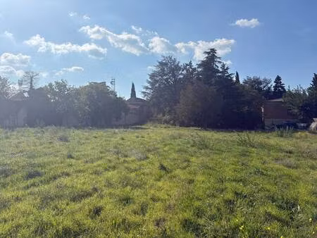 terrain constructible viabilisé à vendre