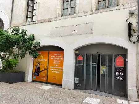 entrepôt à vendre