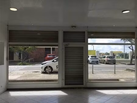 local commercial à vendre