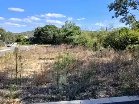 vente terrain 300 m² à vailhauquès (34570)  170 000 €