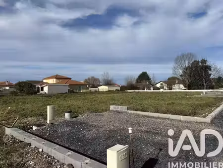 terrain constructible viabilisé à vendre