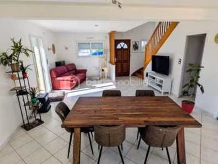 vente maison à étrelles (35370) : à vendre / 107m² étrelles