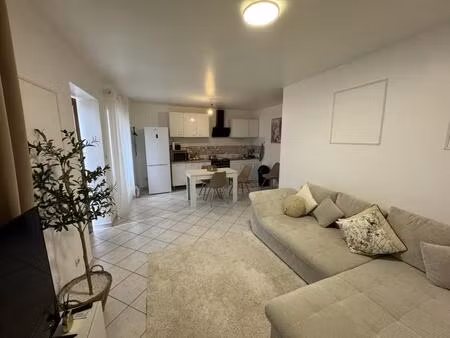 appartement meublé 40m² meximieux centre