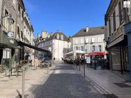 local commercial avec bail commercial