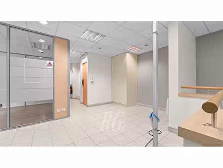 vente locaux professionnels 105 m² à la celle-saint-cloud (78170)  282 000 €
