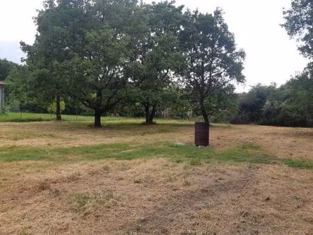 terrain constructible viabilisé à vendre