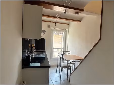 location appartement 1 pièce 30 m² à ales (30100)  292 €