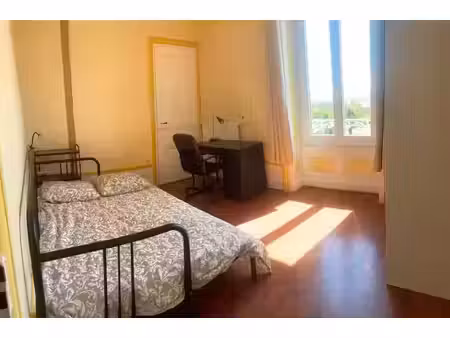 location meublée chambre 1 pièce 12 m² à saint-martin-la-plaine (42800)  450 €
