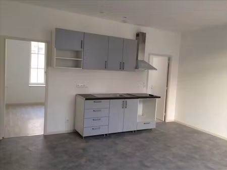 location appartement 3 pièces 57 m² à saumur (49400)  458 €