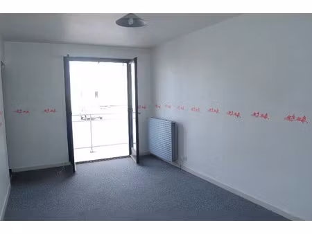 location appartement 1 pièce à talence (33400)  607 €
