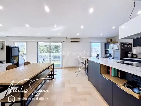 appartement de 110 44 m² à grenoble