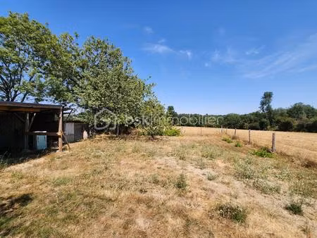 terrain de 1 276 m² à menigoute