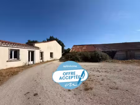 la chapelle achard 85150 avec vue imprenable adorable fermette 3 chambres a rafraichir ave