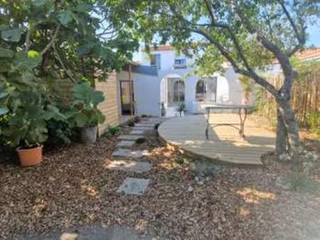 vente maison aux sables-d'olonne (85100) : à vendre / 119m² les sables-d'olonne